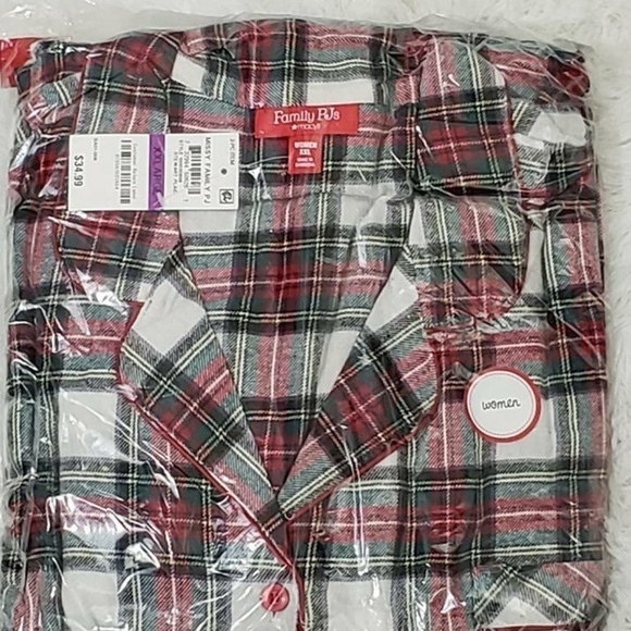 Macy’s Plaid Pajama Top and Pant Set Size XXL - Picture 4 of 4